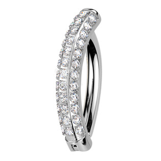 Piercing do pupíku s MOISSANITY