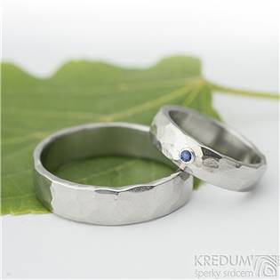 Ručně kované ocelové prsteny Natura Safír- pár