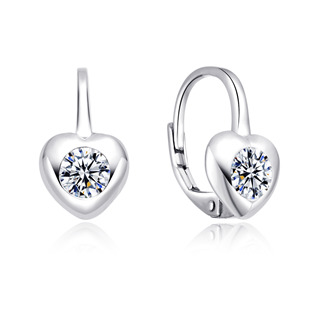 Stříbrné náušnice srdíčka na klapku