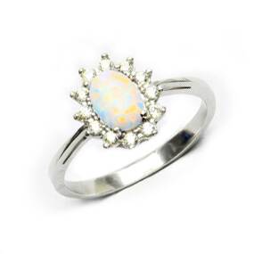 Stříbrný prsten s bílým opálem a zirkony, vel. 52