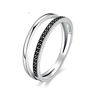 Stříbrný prsten s černými zirkony, vel. 52