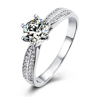 Stříbrný zásnubní prsten s MOISSANITY