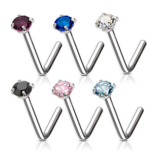 Zahnutý piercing do nosu